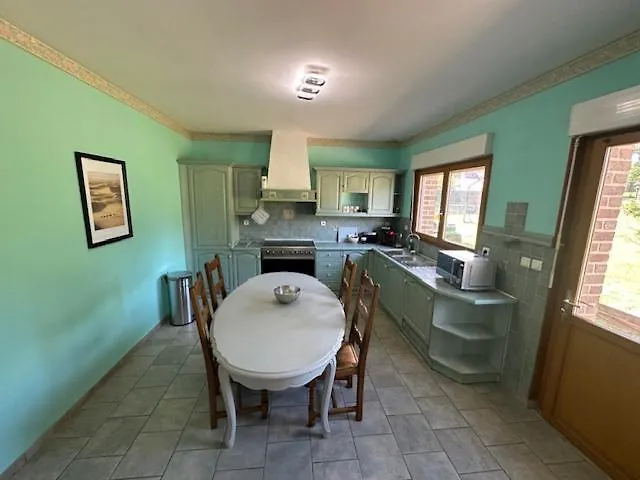 Semesterbostad La Maison Des Oiseaux Pernes En Artois Pernes (Pas-de-Calais)